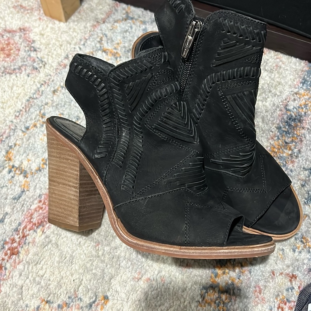 Vince Camuto shoes